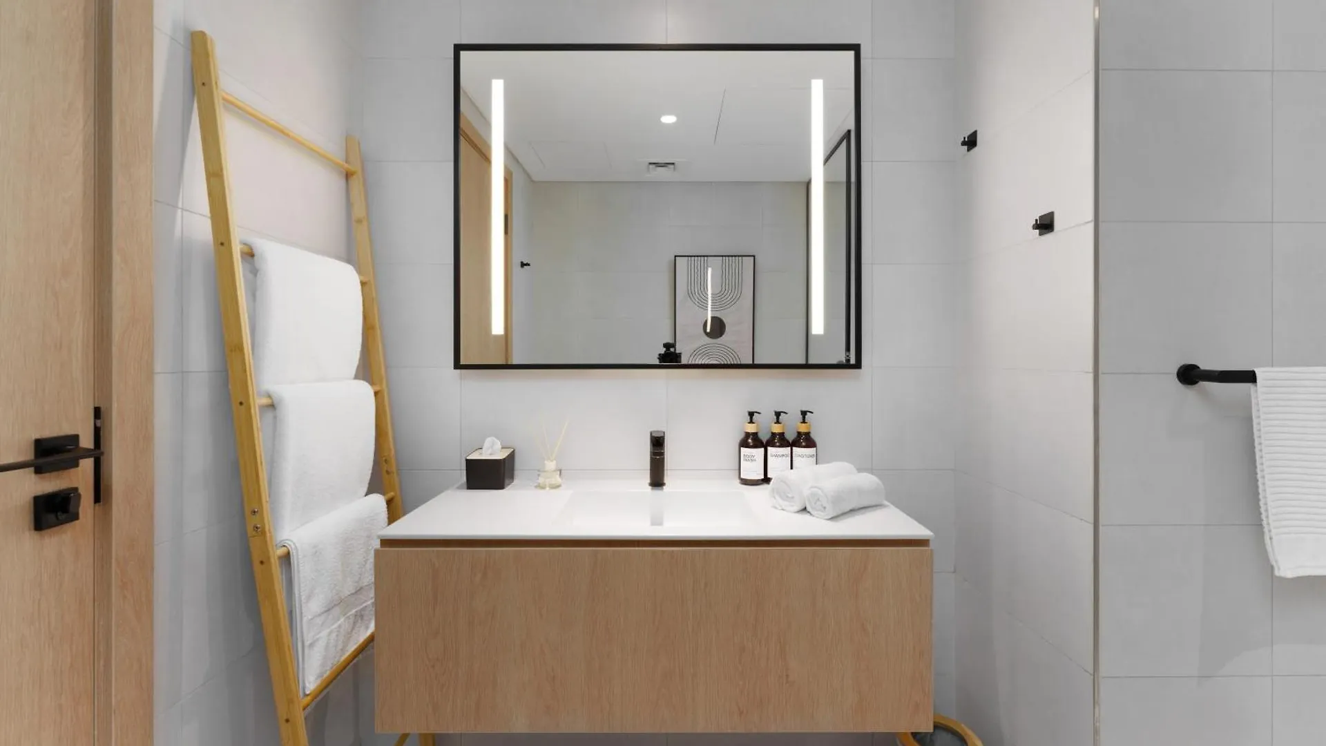 Charming Apartment In Burj Khalifa District - Marquise Square Dubai