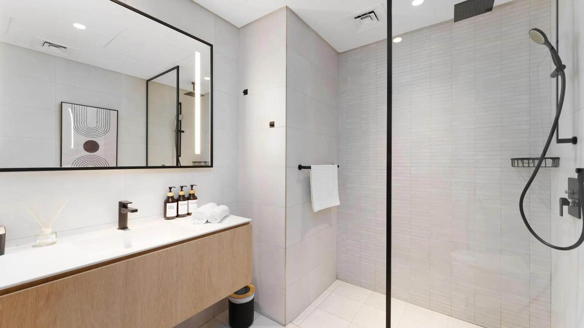 Charming Apartment In Burj Khalifa District - Marquise Square Dubai